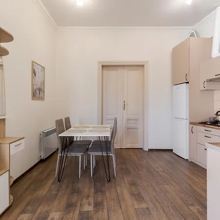 Inshiapartments On Dudajewa Str *