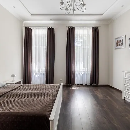 Апартаменти Inshiapartments On Dudajewa Str
